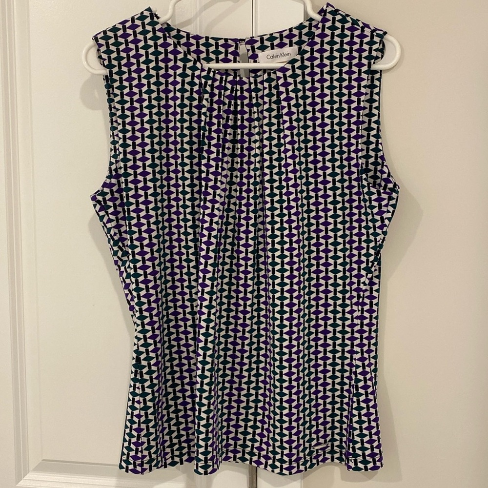 Calvin Klein Tank/blouse Size: Large